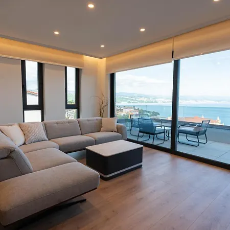 Luxurious In * أوباتيا