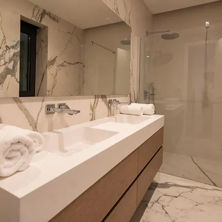 Διαμέρισμα Luxurious In